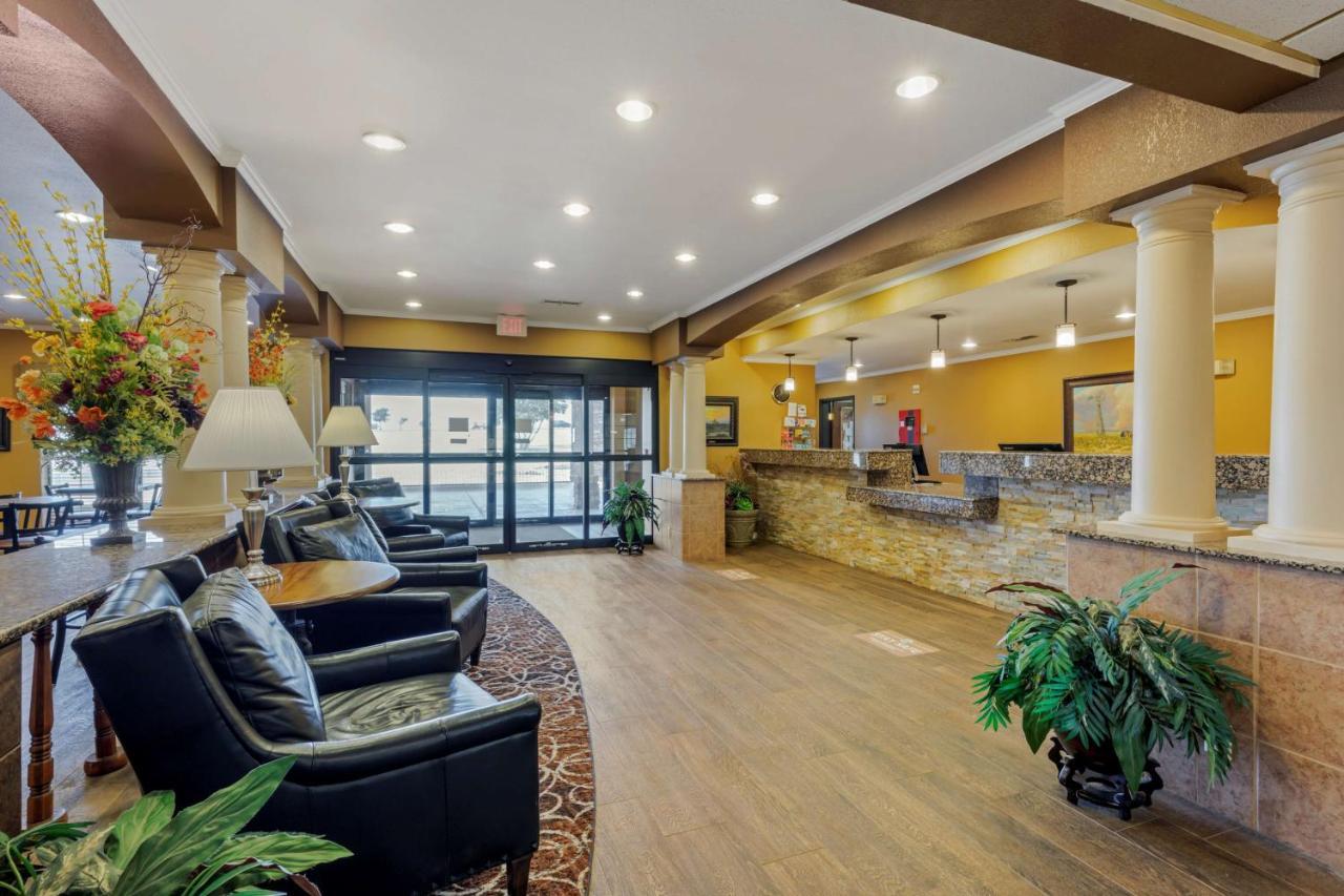 Best Western Plus Red River Inn Clarendon Εξωτερικό φωτογραφία