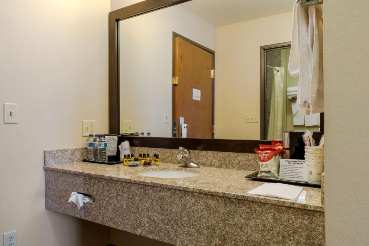 Best Western Plus Red River Inn Clarendon Εξωτερικό φωτογραφία