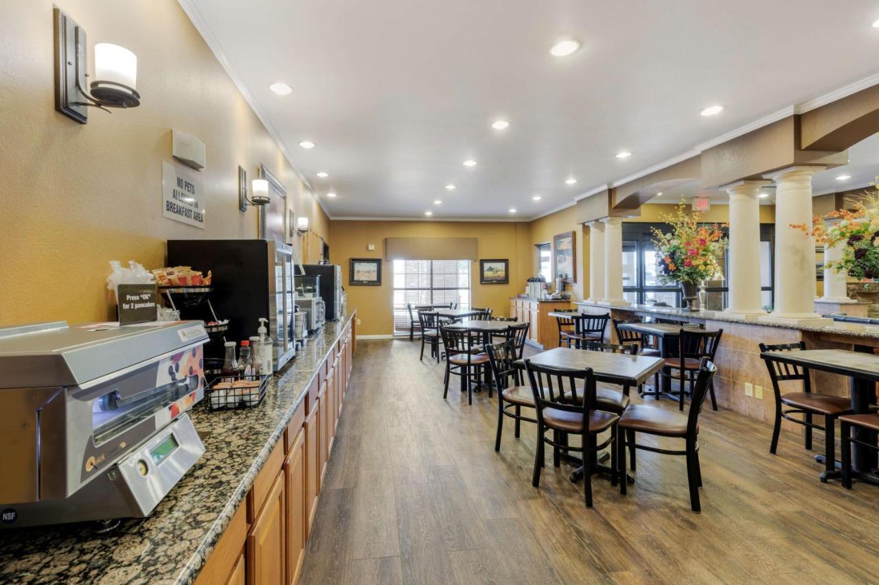 Best Western Plus Red River Inn Clarendon Εξωτερικό φωτογραφία